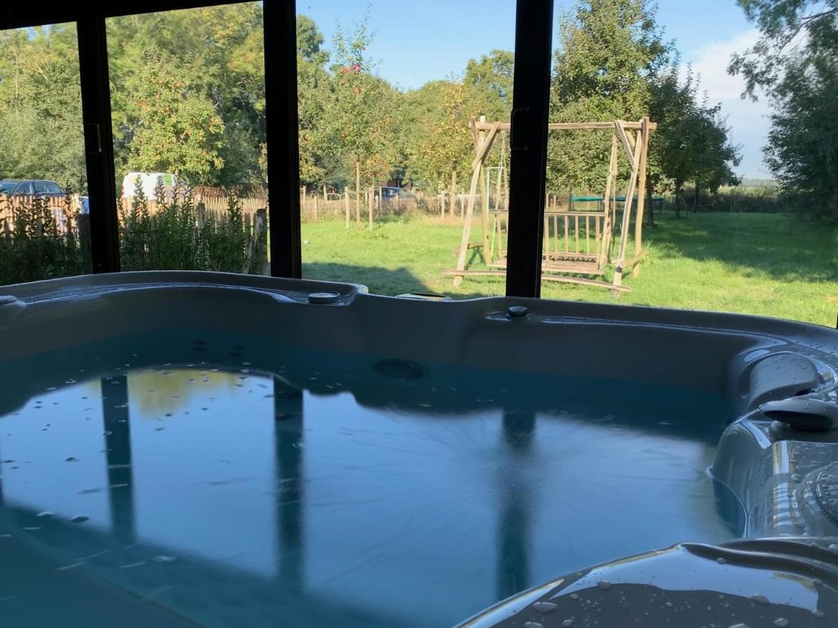 De Porrel Polsbroek Unit Met Prive Jacuzzi, Spa En Sauna Exterior foto